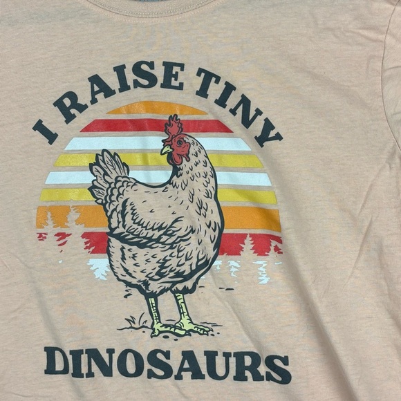 Lost Creek Outfitters Peach Chicken Lady Tee - I Raise Tiny Dinosaurs Sz XXL - Picture 2 of 6